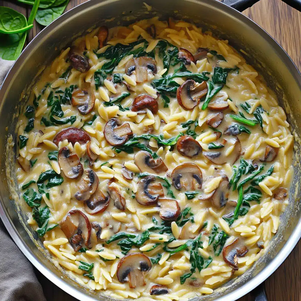 Creamy Spinach and Mushroom Orzo
